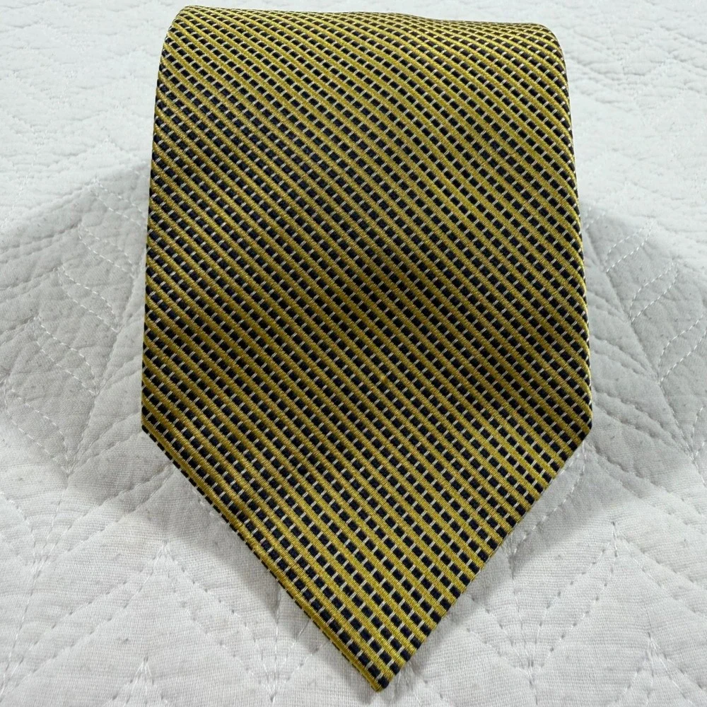 Brooks Brothers 346 Men's‎ Pure Silk Tie Yellow Black Micro Dot Pattern